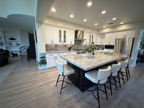 Chefs kitchen large island and seating for 6-8