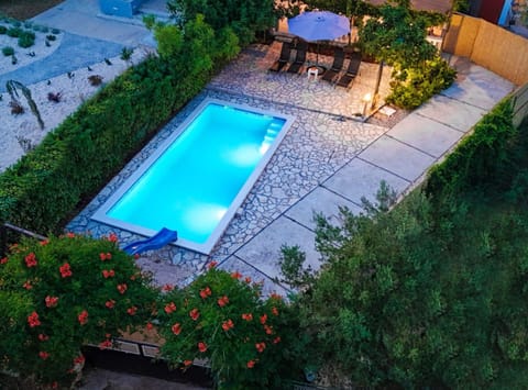 House (Holiday Home Krnić) | Outdoor pool