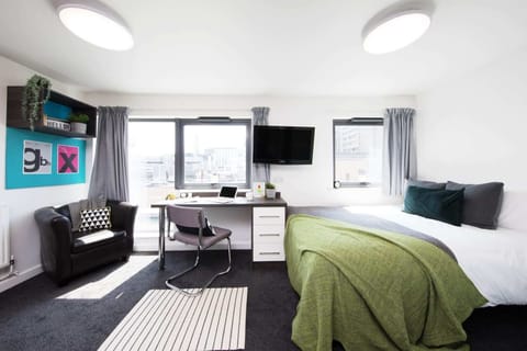 Blackout drapes, WiFi (free)
