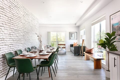 Spacious dining area with contemporary decor
