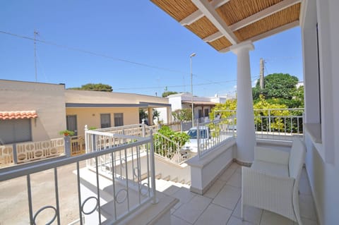 House, Smoking | 4 bedrooms