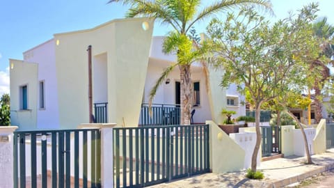 House, Smoking | 2 bedrooms