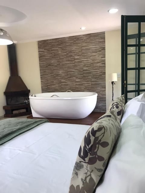 Superior Chalet, Pets Allowed, Garden View | Premium bedding, Select Comfort beds, in-room safe, blackout drapes