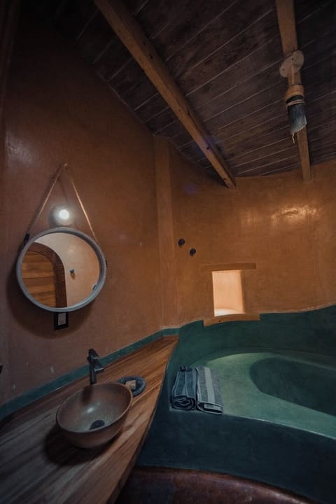 Junior Suite, Balcony, Pool View | Bathroom | Hair dryer, towels, soap, shampoo