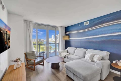 Apartment/ Amenities