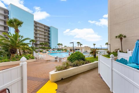 Furnished Pool-Front Patio