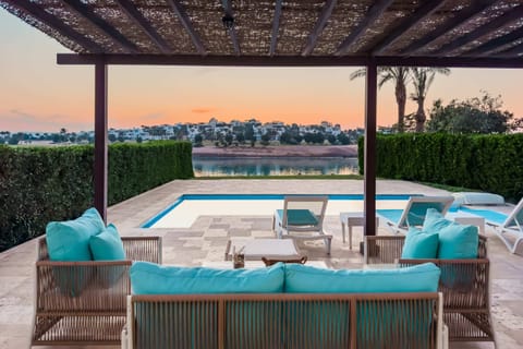 Basic Villa | Pool | Outdoor pool