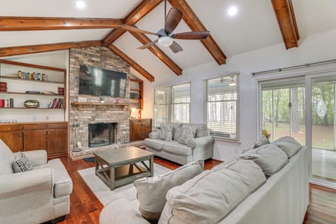 House (3 Bedrooms) | Front of property