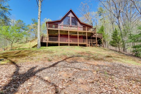 Murphy Vacation Rental | 2BR | 2BA | 1,500 Sq Ft | Step-Free Entry