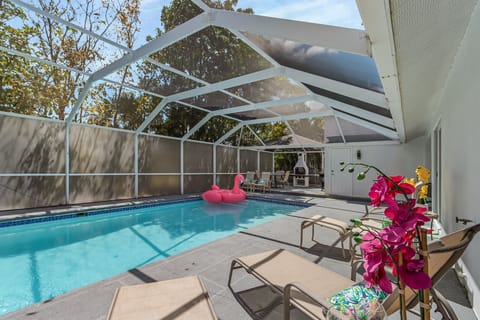Here is the big heated pool with plenty of space to relax
