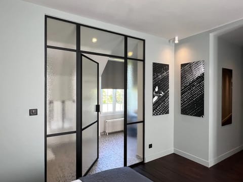 Standard Double Room, Garden View | WiFi (free)