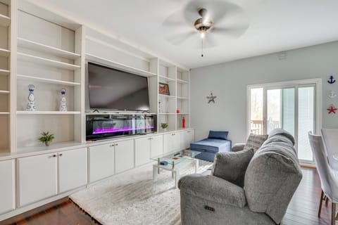 South River Vacation Rental | 2BR | 1BA | 1,100 Sq Ft | 1 Step to Enter