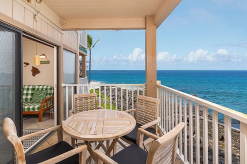 Enjoy watching dolphins and whales (in season) on your absolute ocean front lanai.