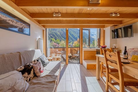 Living and dining room