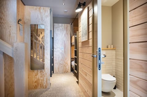 Shared Dormitory, Women only | Blackout drapes, free WiFi, bed sheets