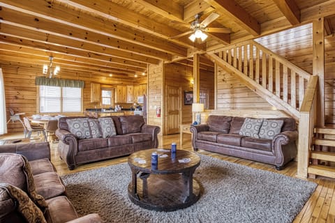 Open layout concept offers seamless transitions between living and dining areas.