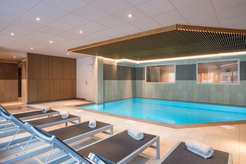 Holiday Home Swimming Pool