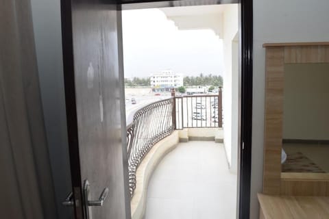 Basic Apartment | 2 bedrooms, iron/ironing board (on request), WiFi (free), bed sheets