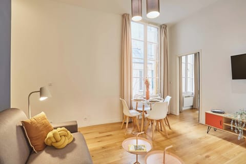 Apartment | Living area