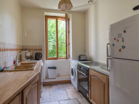 House | Private kitchen | Microwave, dishwasher