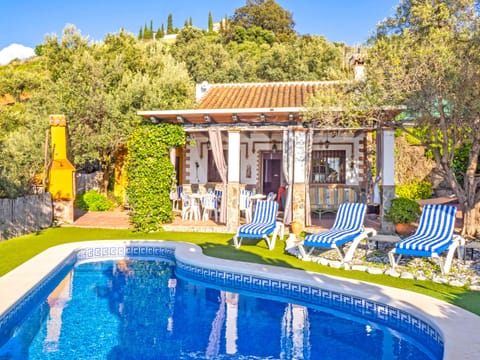 Wonderful country house in Torrox with swimming pool