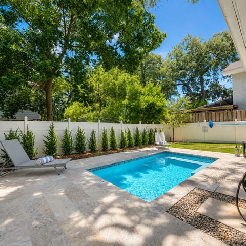 New Heated Pool installed with spa features!