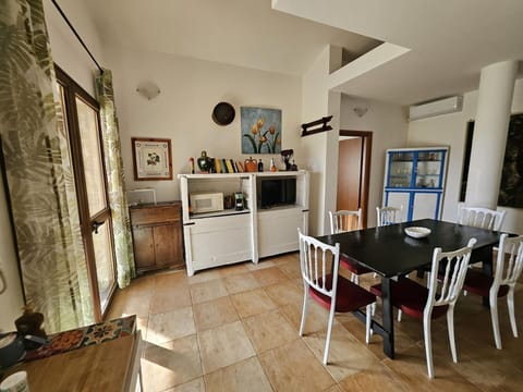 Kitchen, Living Room