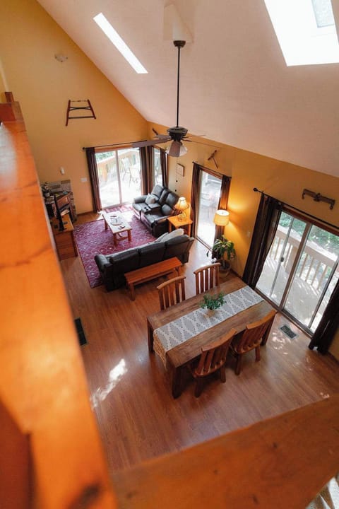 Living Room: Bright & airy space with stylish furniture and views that invite relaxation!