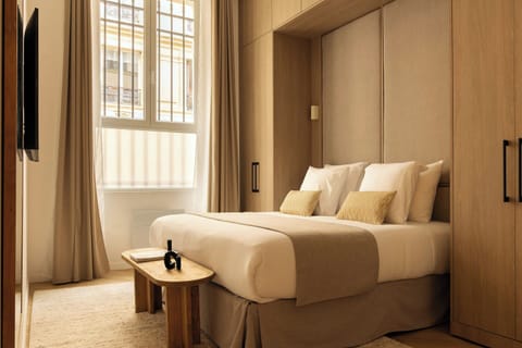 Apartment | 2 bedrooms, laptop workspace, iron/ironing board, bed sheets