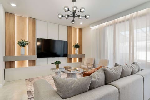 House | 5 bedrooms, Internet