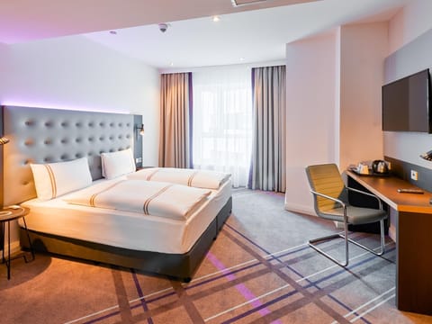 Twin Room, Roll-in Shower | Soundproofing, free WiFi