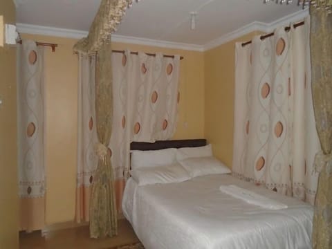 Classic Single Room, City View | Free WiFi, bed sheets