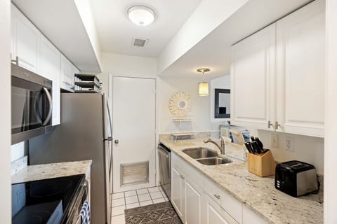 Fully Equipped kitchen to prepare a delicious meal