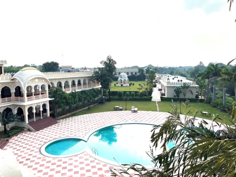 Seasonal outdoor pool