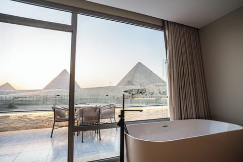 Luxury Double Room | In-room safe, desk, blackout drapes, soundproofing