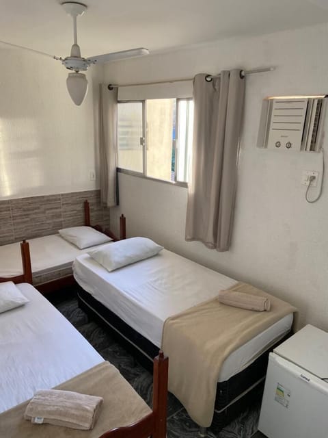 Comfort Single Room, 3 Twin Beds, Housekeeping | Desk, laptop workspace, free WiFi