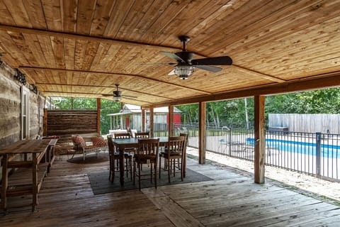 Large covered back deck