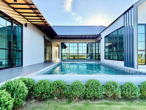 Deluxe Villa, 3 Bedrooms, Pool View | Private pool