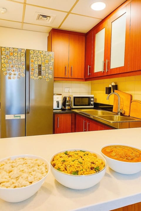 Comfort Shared Dormitory | Private kitchen | Full-size fridge, microwave, oven, stovetop
