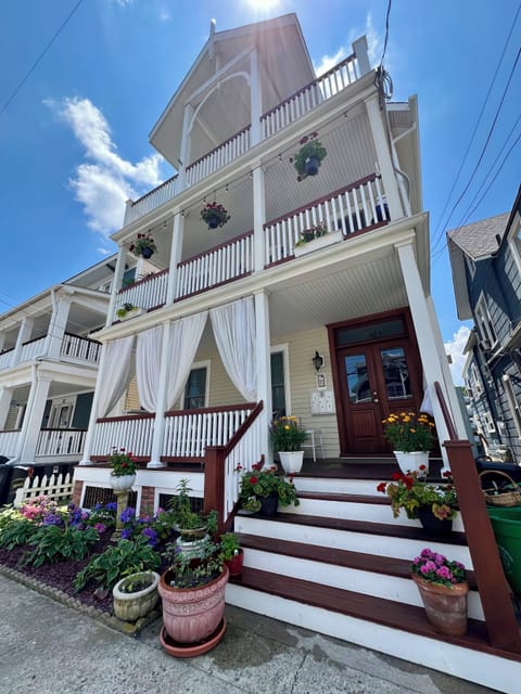 Front porch living in Ocean Grove!