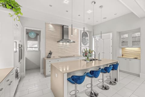 0W7A5370_1_2_3_4_5_6