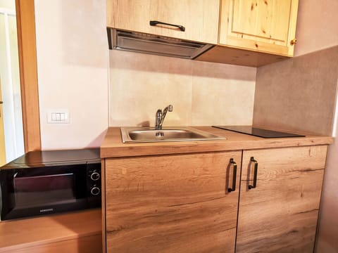 Mountainous Landforms, House, Hill, Mountain, Mountain Range, Cottage, Rural Area, Home, Valley