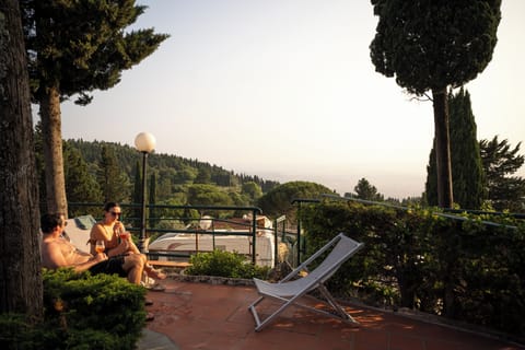 Sundeck