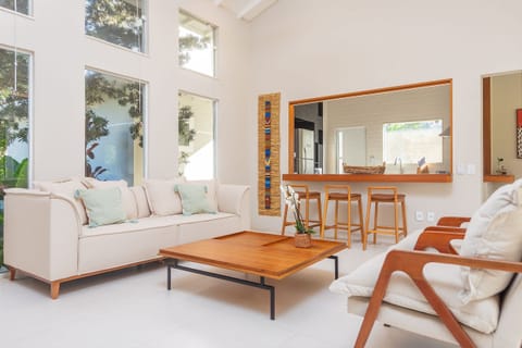 Deluxe House, 3 Bedrooms, Private Pool | Living area