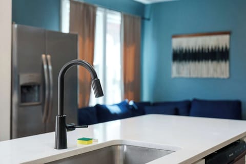 Apartment, Multiple Beds, Patio, Garden View (Merion Village Residences 1166.5) | Interior