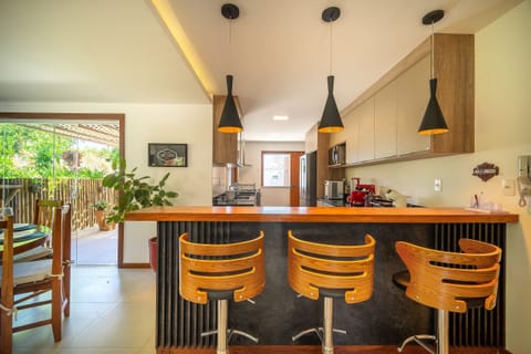 Deluxe House, 4 Bedrooms, Private Pool | Dining