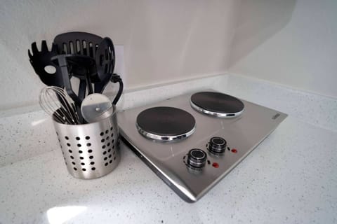 Studio, 1 King Bed, Kitchen (Donald’s Luxury Retreat) | Miscellaneous