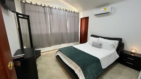 Standard Double Room | Soundproofing, WiFi (free), bed sheets