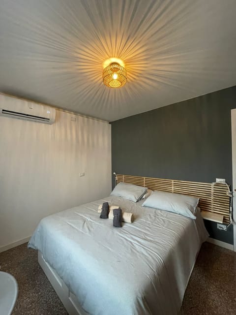 Comfort Double Room, Courtyard View | Desk, laptop workspace, free WiFi