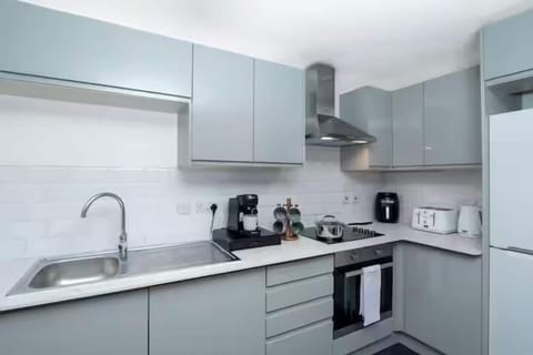 House | Private kitchen | Electric kettle, toaster